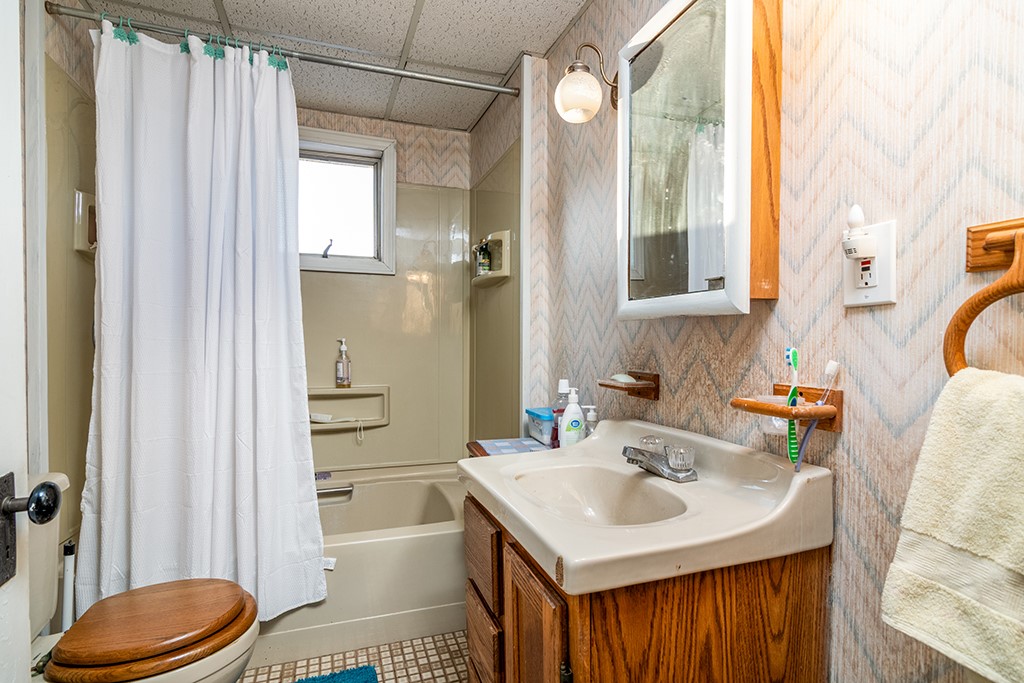 388 Child Street Warren, RI 02885 - Photo 32 of 37