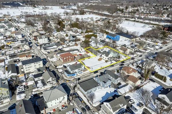 $899,000 | 388 Child Street, Warren, RI 02885