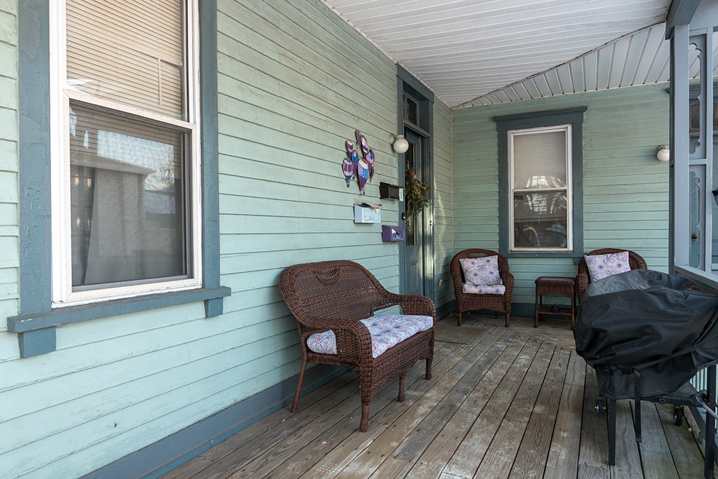 388 Child Street Warren, RI 02885 - Photo 6 of 37