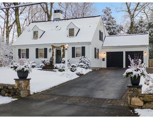 19 Woodridge Road Wellesley, MA 02482 - Photo 1 of 34 a view of a house with yard and a garden
