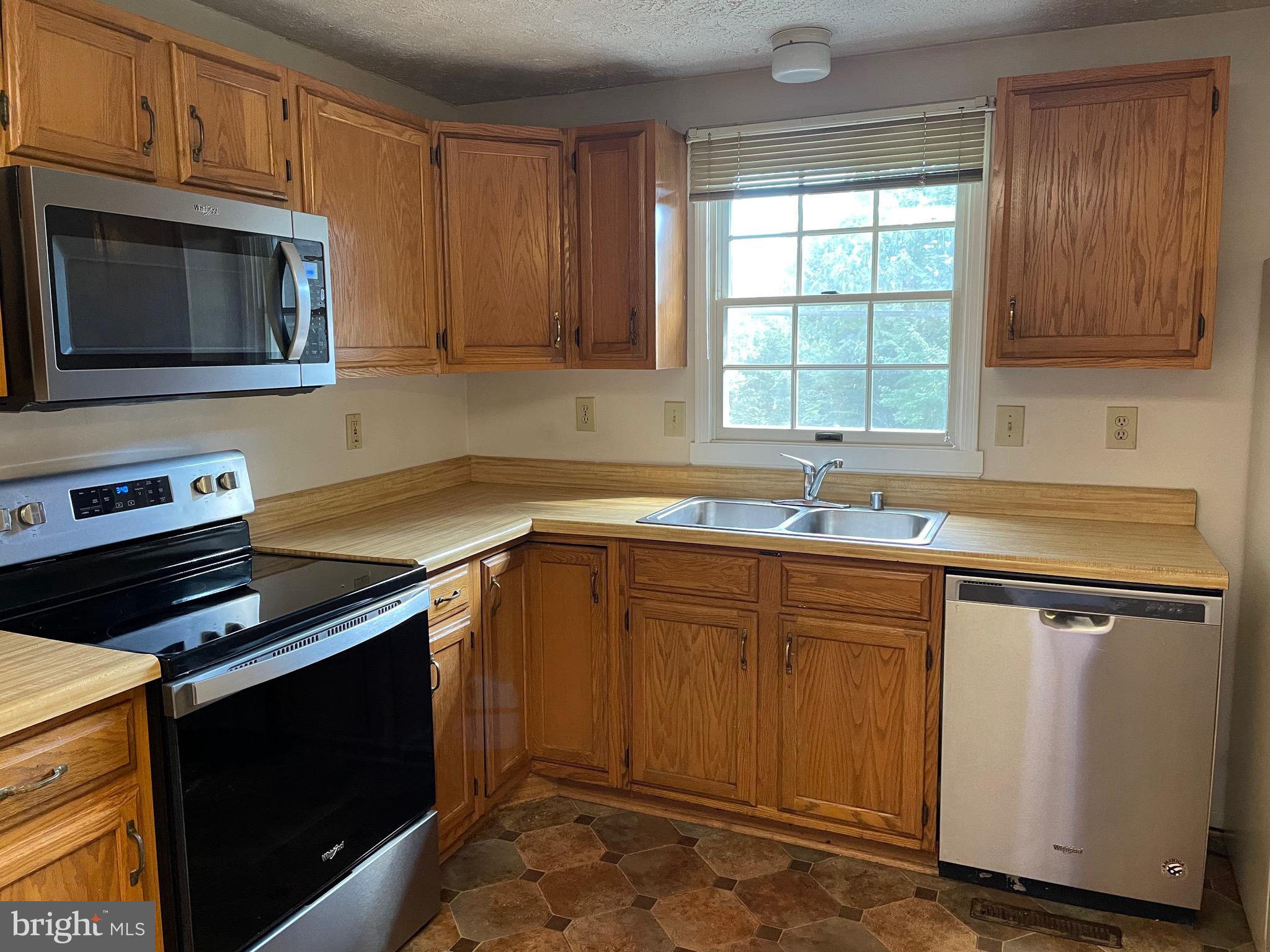 3155 Midland Road Midland, VA 22728 - Photo 26 of 83 Gallery Image 26