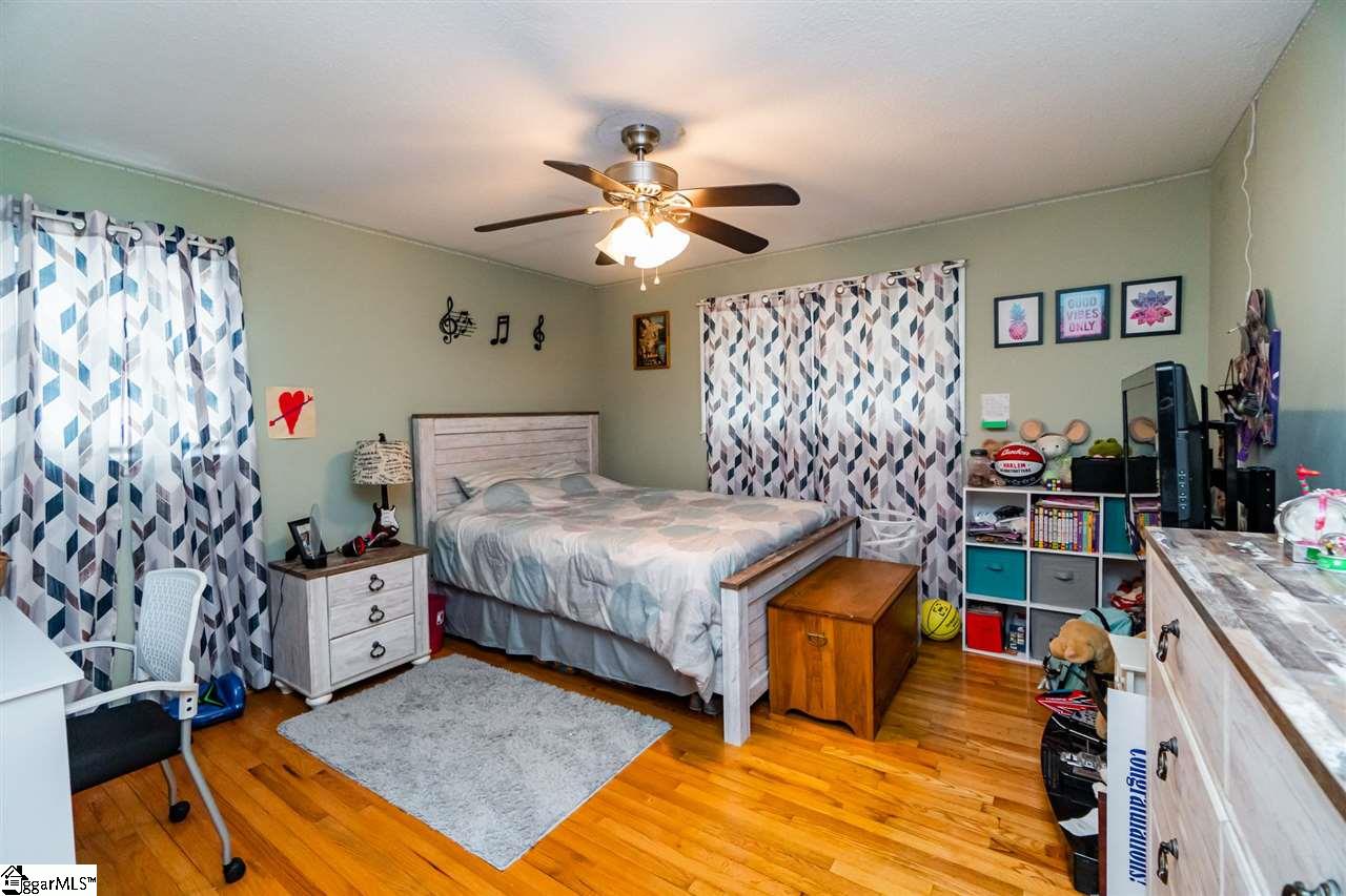 276 Bell Avenue Clinton, SC 29325 - Photo 17 of 36 Gallery Image 17