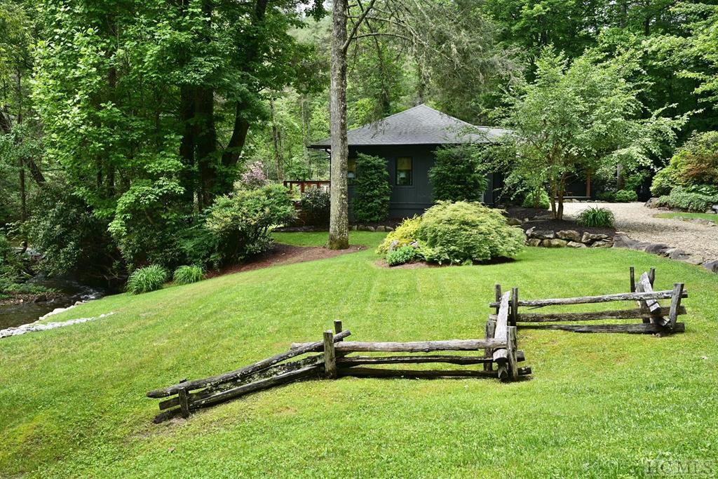 117 Boiling Springs Road Sapphire, NC 28774 - Photo 43 of 45 Gallery Image 43
