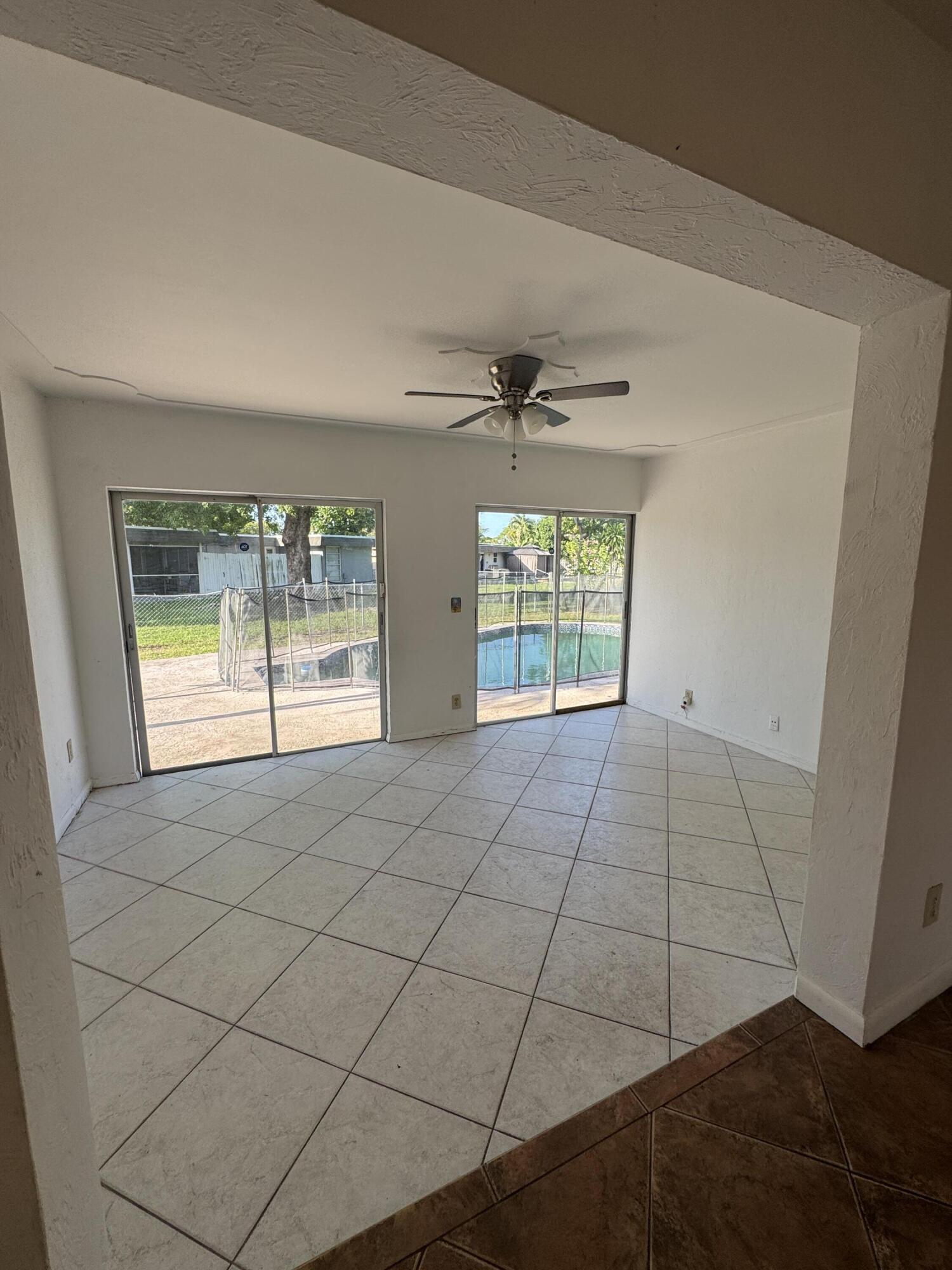 7816 Northwest 70th Terrace Tamarac, FL 33321 - Photo 8 of 37 IMG_1900