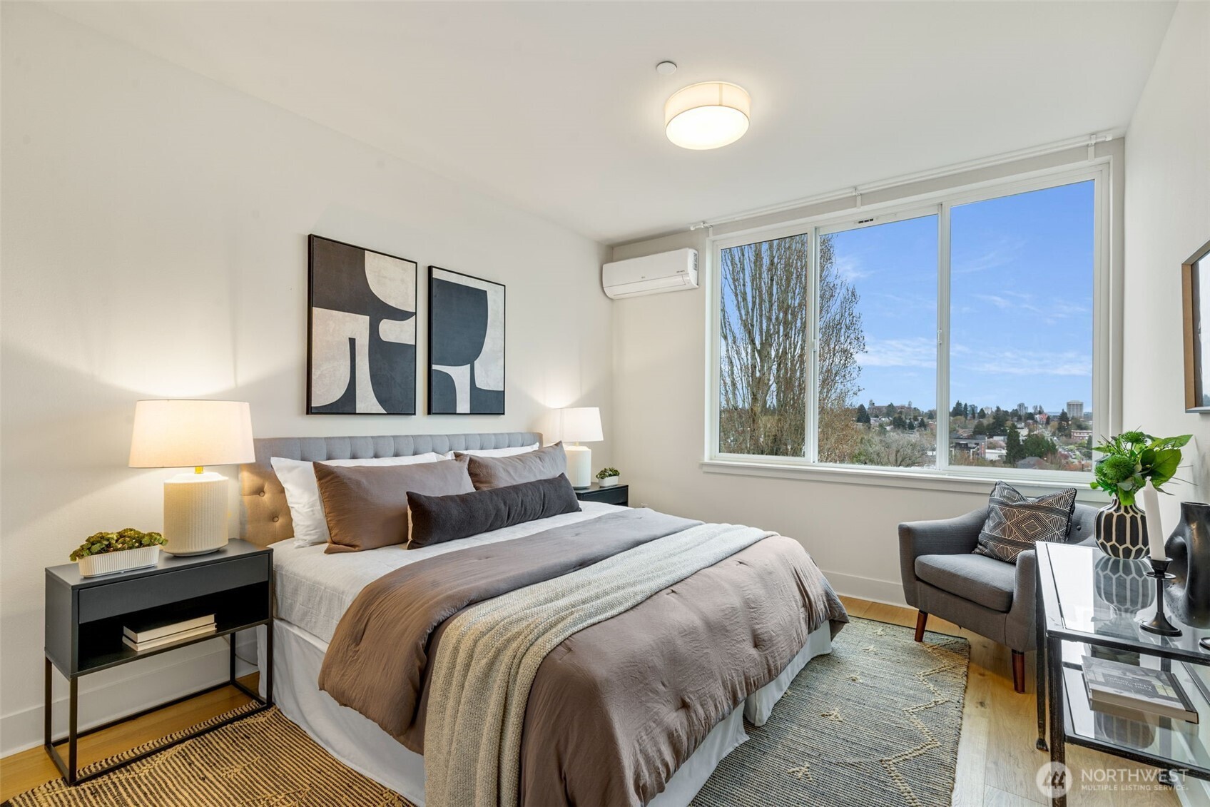908 North 46th Street, Unit F Seattle, WA 98103 - Photo 13 of 40