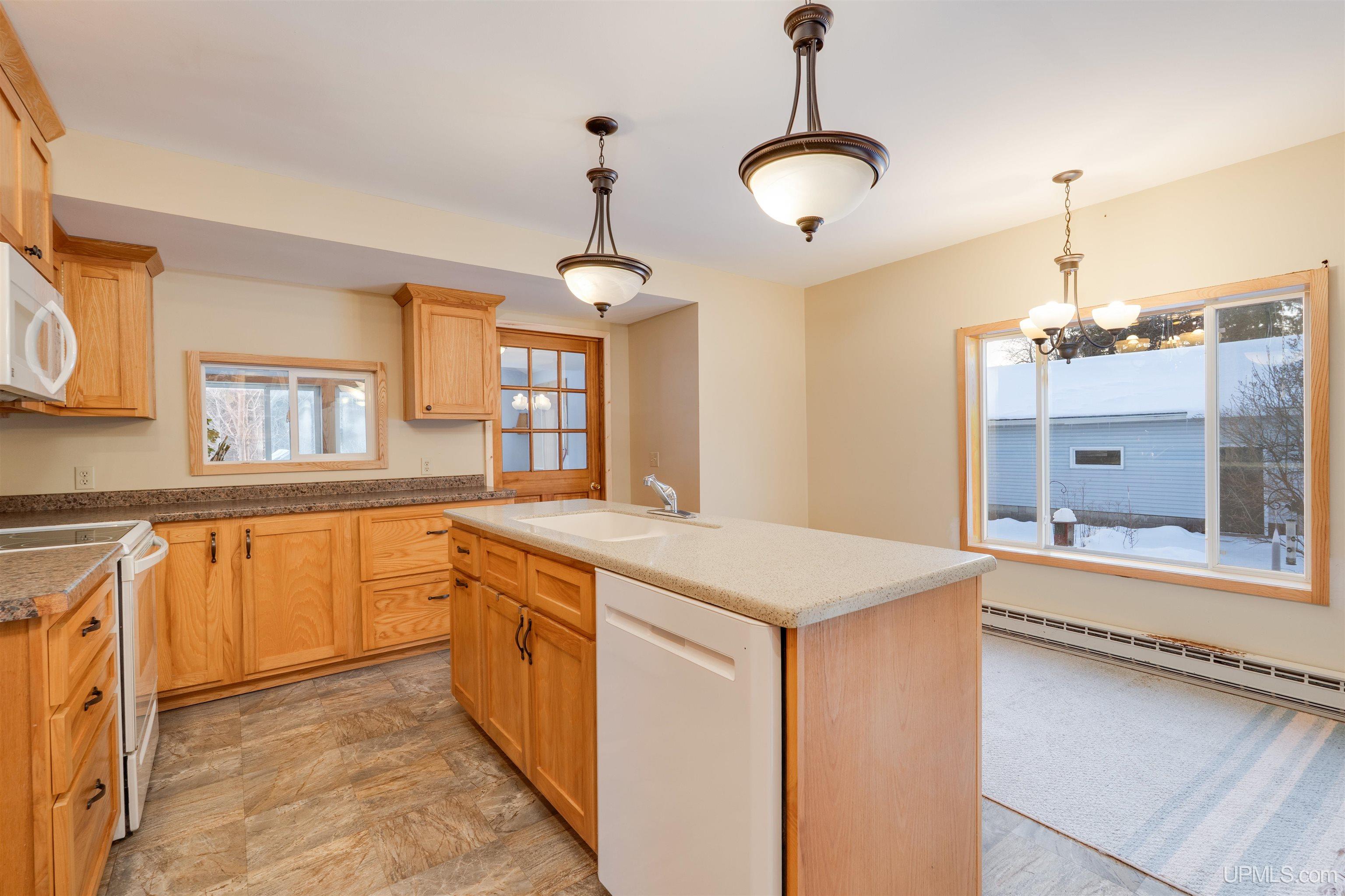 8045 West Co Road Manistique, MI 49854 - Photo 11 of 79