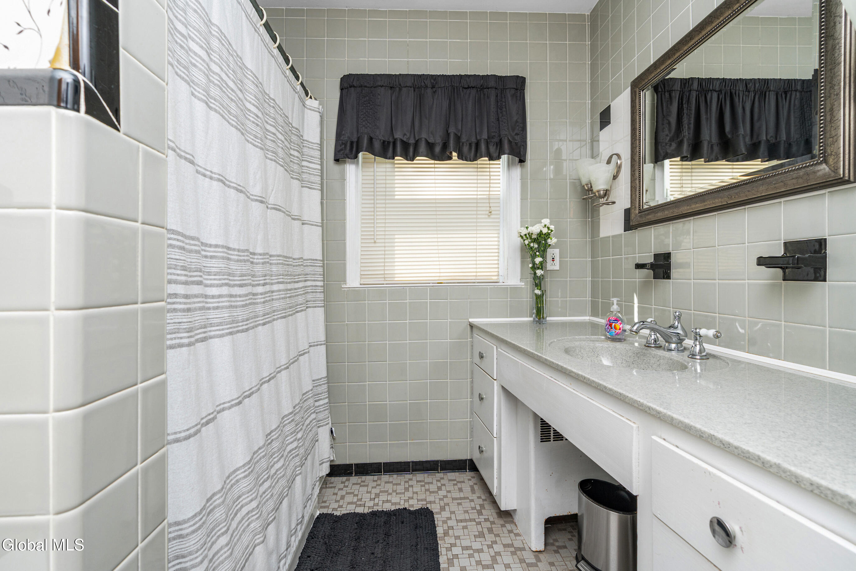 47 Old Ox Road Bethlehem, NY 12054 - Photo 25 of 36 032-47-Old-Ox-Rd