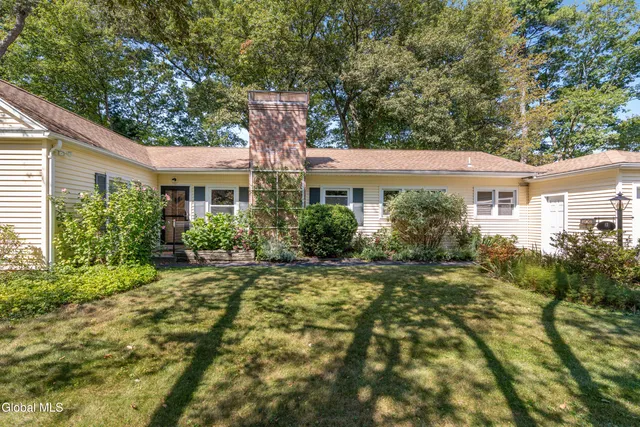 $392,000 | 47 Old Ox Road, Bethlehem, NY 12054