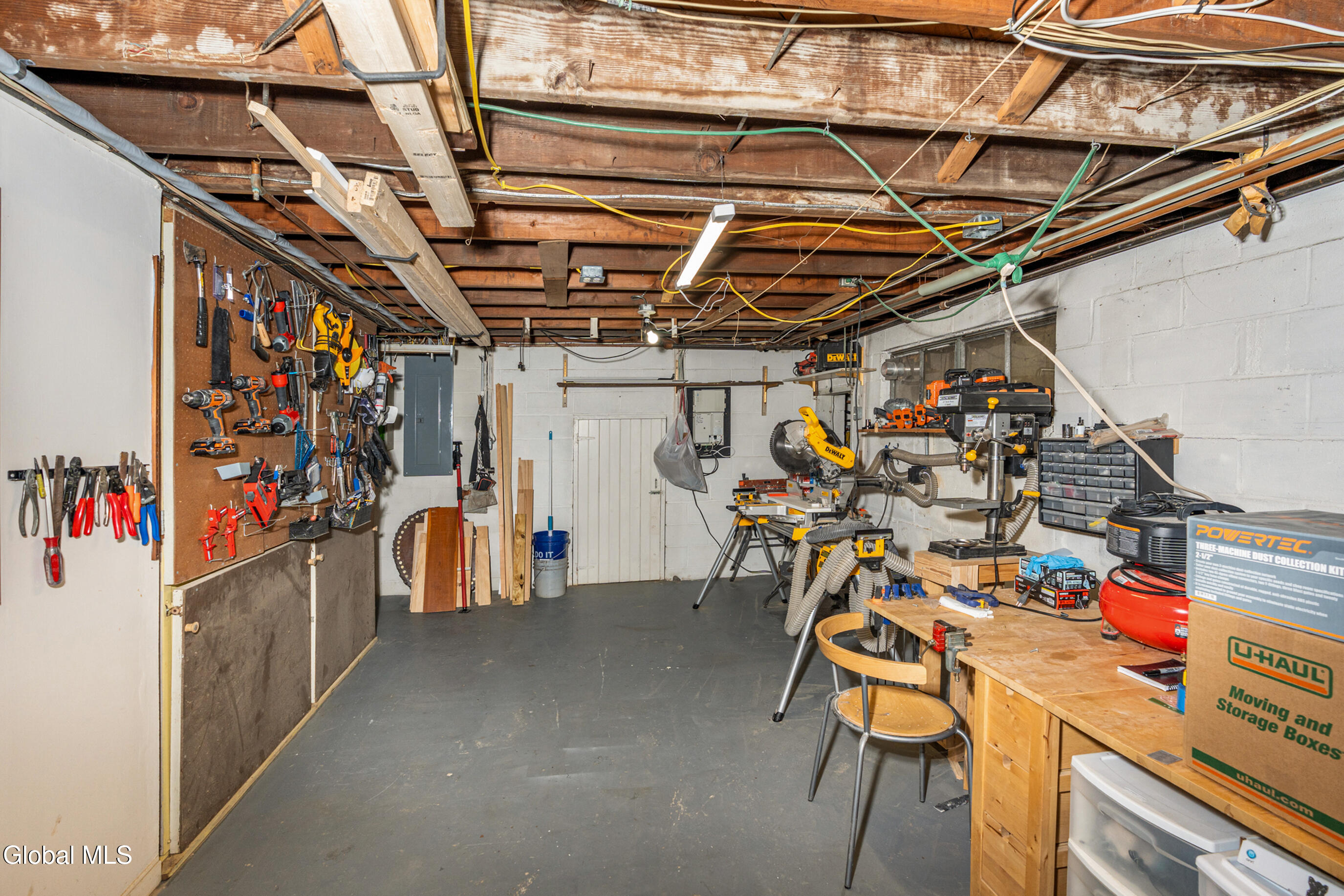 47 Old Ox Road Bethlehem, NY 12054 - Photo 33 of 36 040-47-Old-Ox-Rd