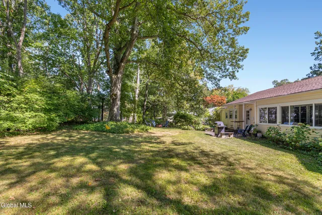 $392,000 | 47 Old Ox Road, Bethlehem, NY 12054