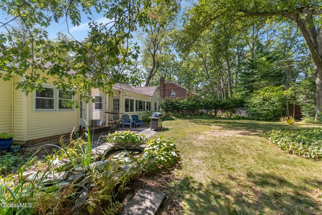 $392,000 | 47 Old Ox Road, Bethlehem, NY 12054