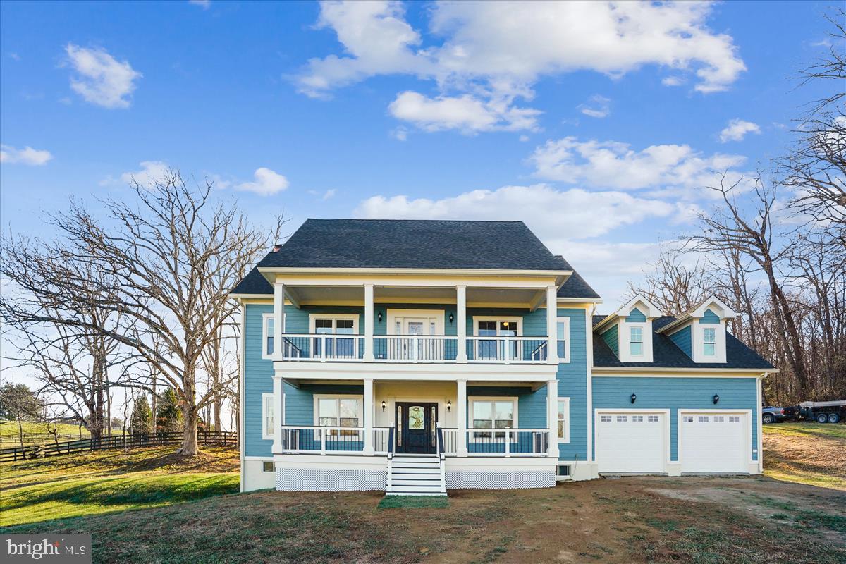 Beautiful New Home with Big Cobbler Mountain Views