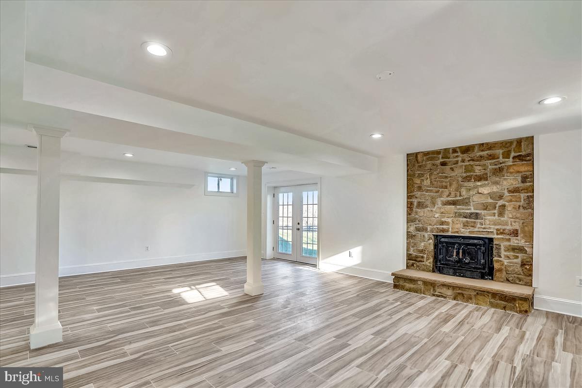 5194 Leeds Manor Road Hume, VA 22639 - Photo 35 of 50 Recreation/game room with wood stove