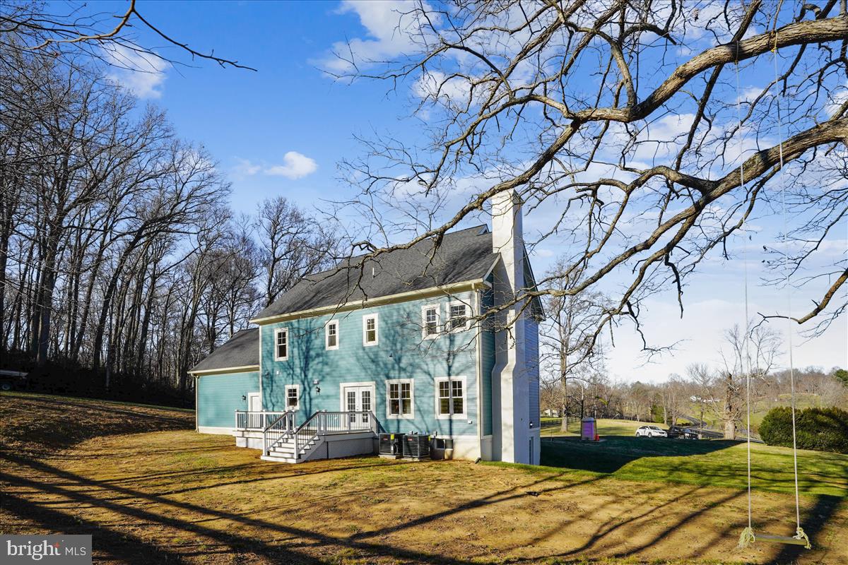 5194 Leeds Manor Road Hume, VA 22639 - Photo 41 of 50 Back view of home with southern exposure