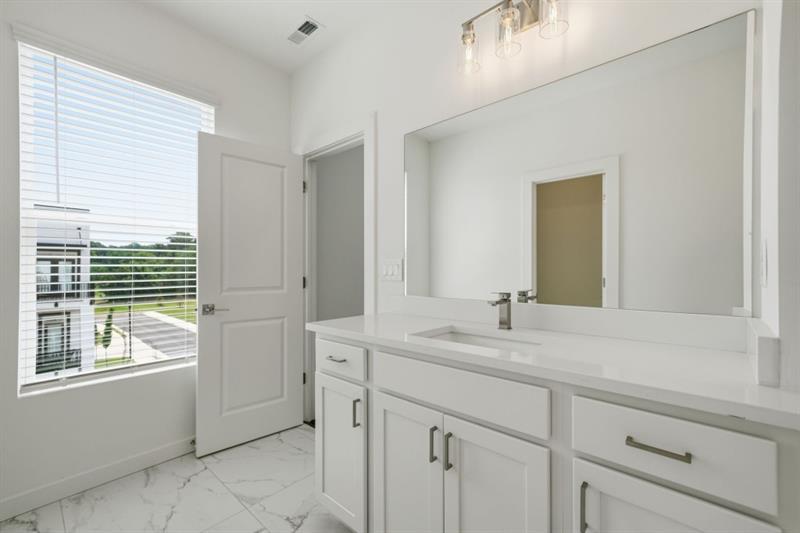 1062 Glen Opal Drive Decatur, GA 30032 - Photo 37 of 48 Gallery Image 37