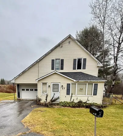 $73,900 | 17 Lake Street, Stockholm, ME 04783