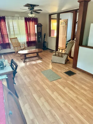 $74,900 | 17 Lake Street, Stockholm, ME 04783