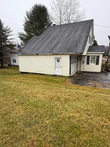 $74,900 | 17 Lake Street, Stockholm, ME 04783