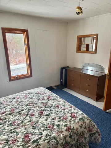 $74,900 | 17 Lake Street, Stockholm, ME 04783