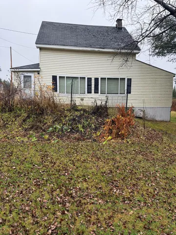 $74,900 | 17 Lake Street, Stockholm, ME 04783