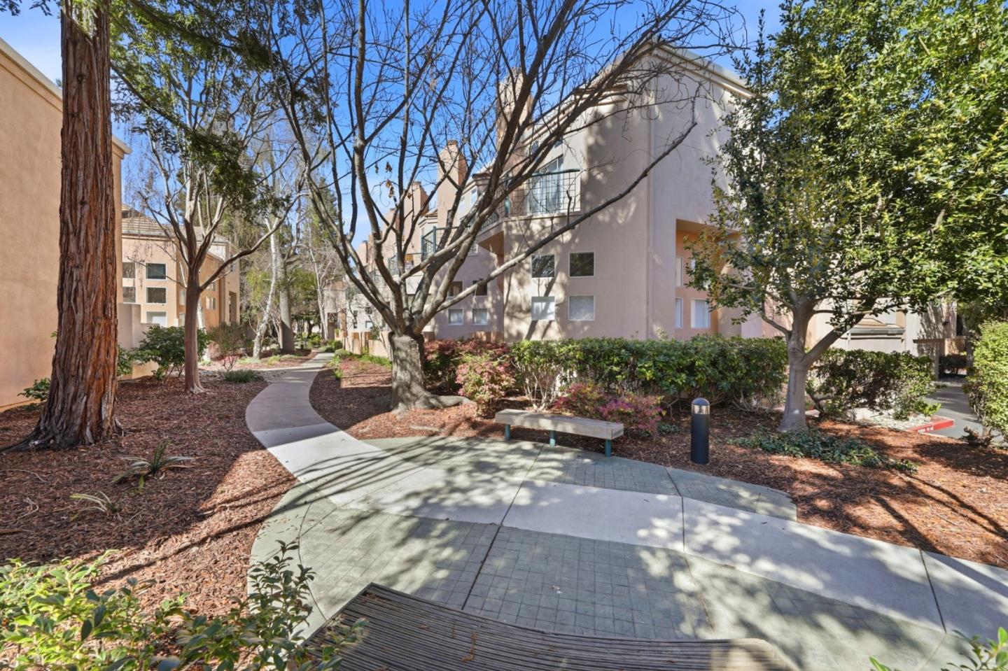 992 Alpine Terrace, Unit 6 Sunnyvale, CA 94086 - Photo 35 of 37