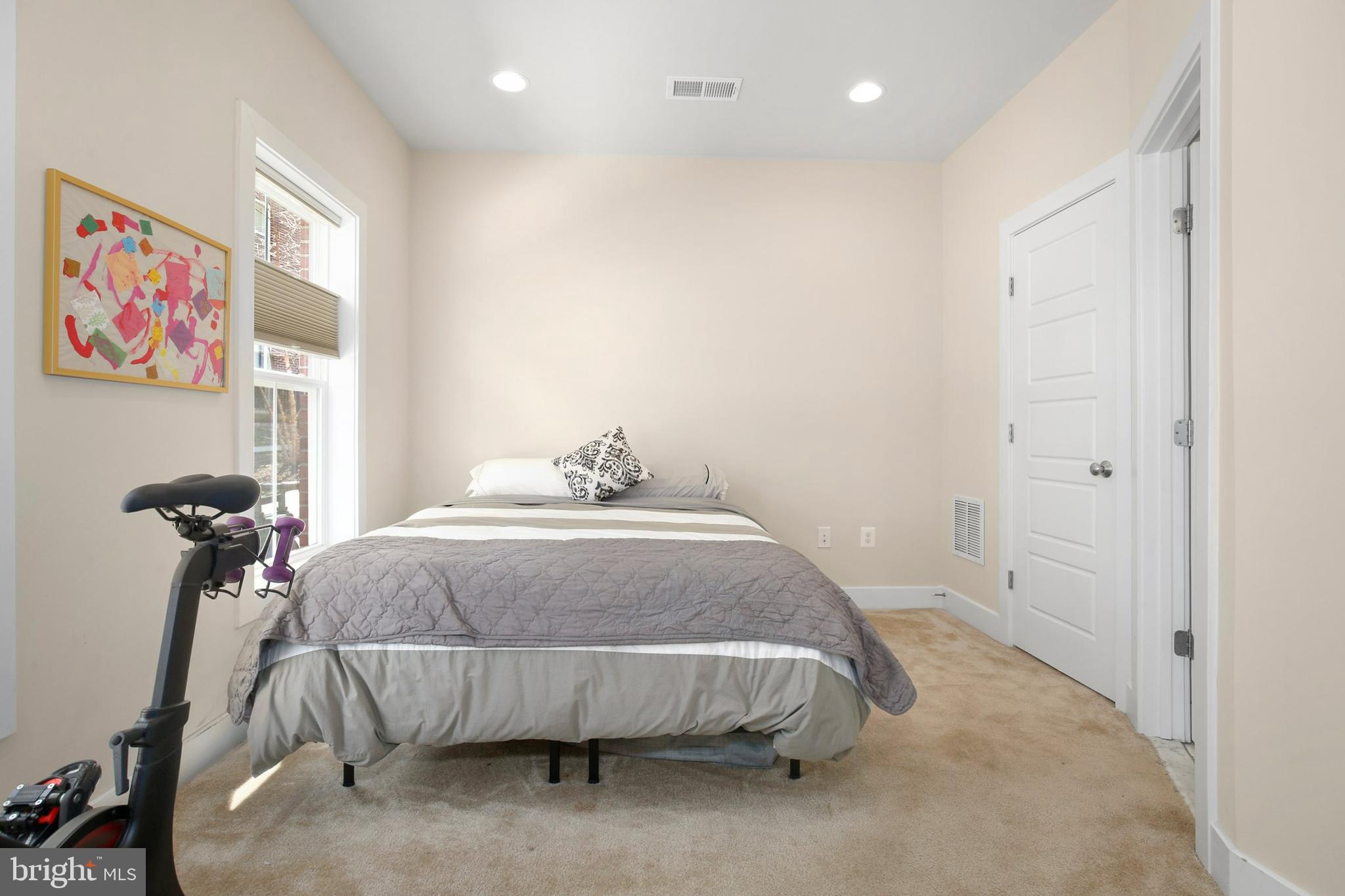 129 Kandinsky Loop Silver Spring, MD 20906 - Photo 4 of 44 Gallery Image 4