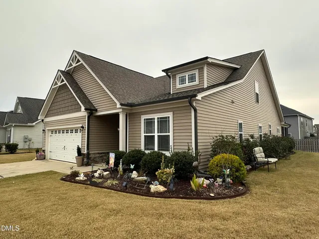 $2,595 | 335 National Drive, Clayton, NC 27527