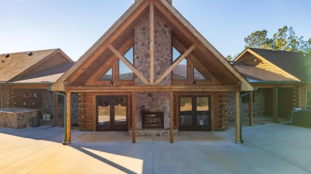 $2,600,000 | 5333 Highway 64, Copperhill, TN 37317