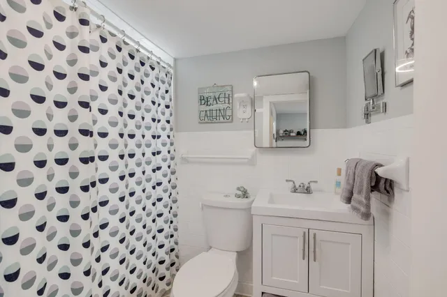 a bathroom with a sink and a toilet