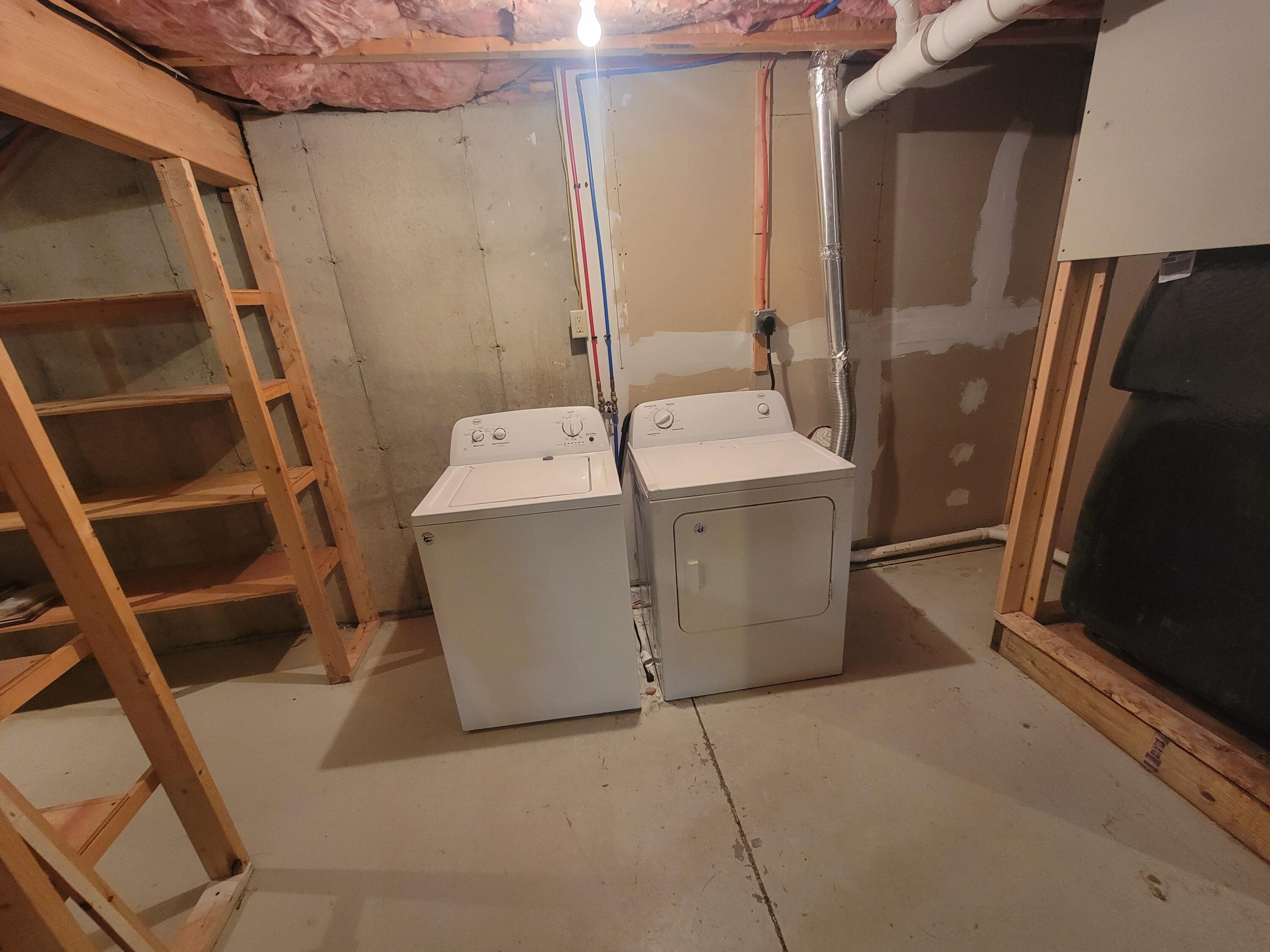 239 Pierce Road, Unit 2B Brewer, ME 04412 - Photo 39 of 47 20250520_114033