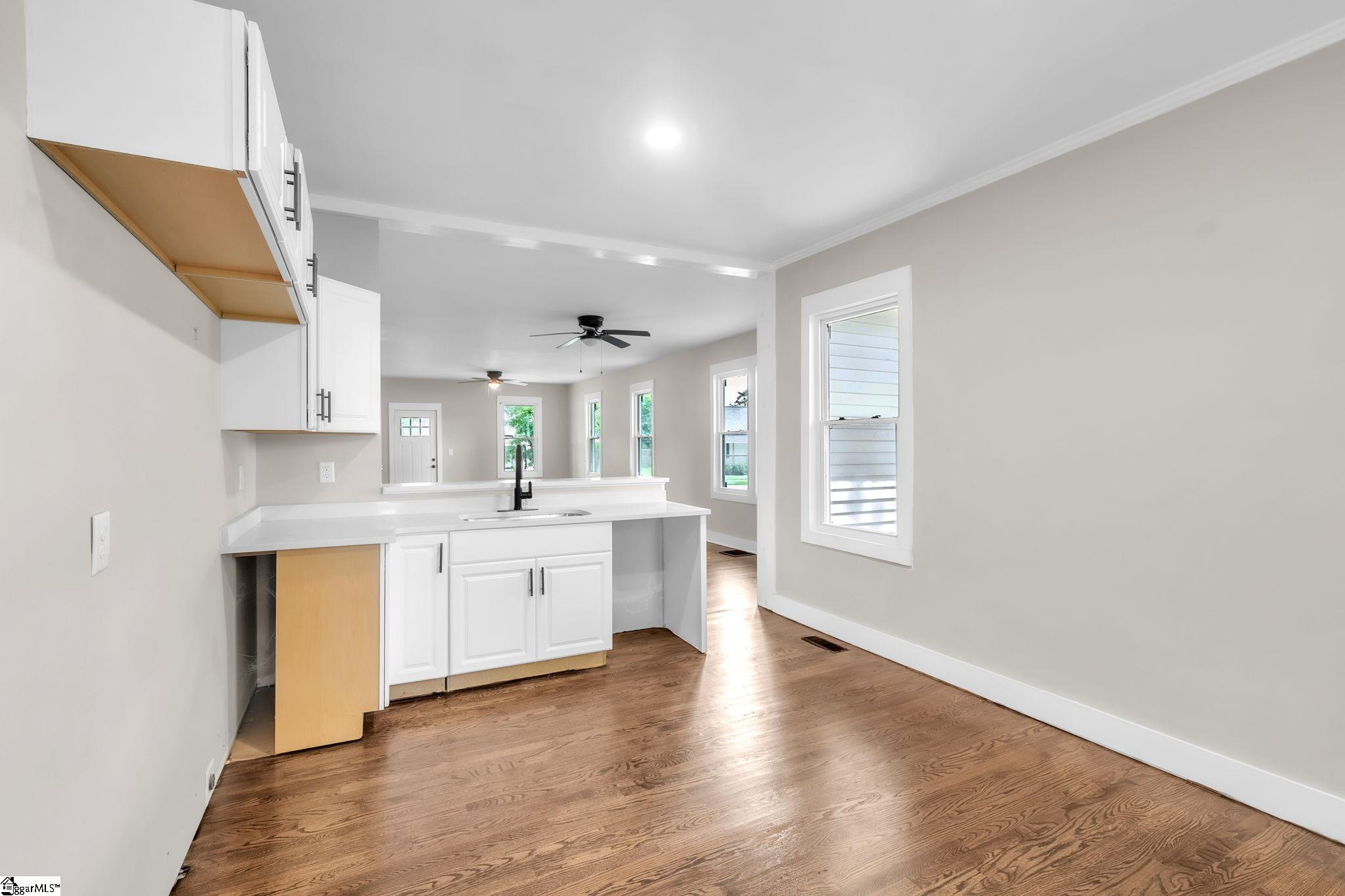 301 Anderson Street Pelzer, SC 29669 - Photo 12 of 31