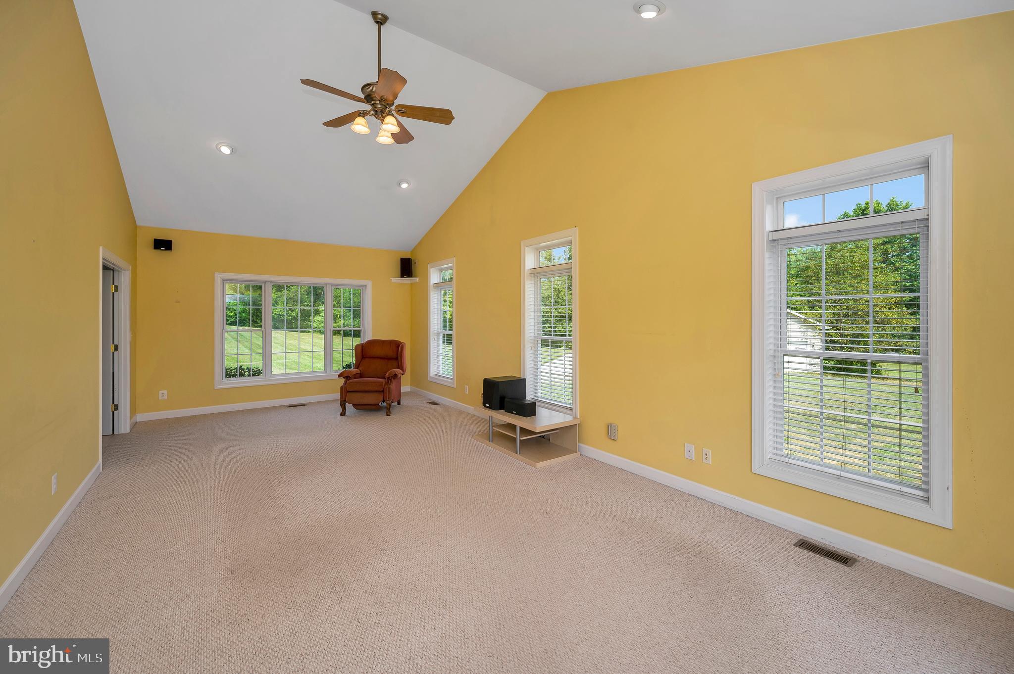 6471 Stoney Road Midland, VA 22728 - Photo 23 of 67 Sun room