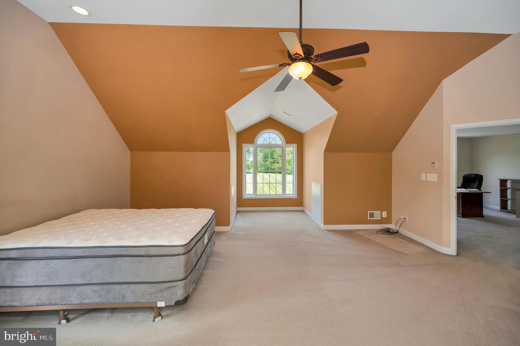 6471 Stoney Road Midland, VA 22728 - Photo 40 of 67 Main Bedroom front yard view