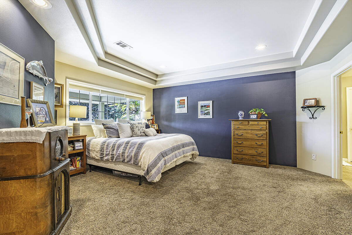 2972 Rosedale Terrace Medford, OR 97504 - Photo 18 of 55 DSC02288-Edit