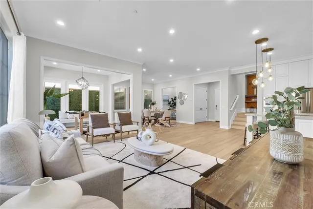 $2,350,000 | 61 Acorn Glen, Irvine, CA 92620