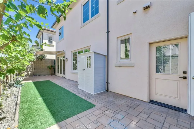 $2,350,000 | 61 Acorn Glen, Irvine, CA 92620