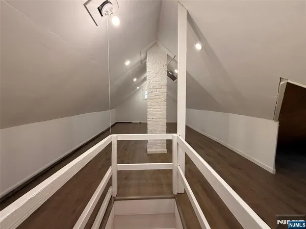 $2,950 | 86 West Main Street, Unit 2, Bergenfield, NJ 07621