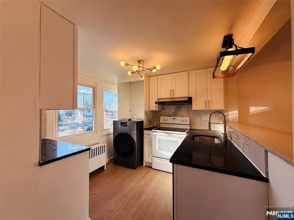 $2,950 | 86 West Main Street, Unit 2, Bergenfield, NJ 07621