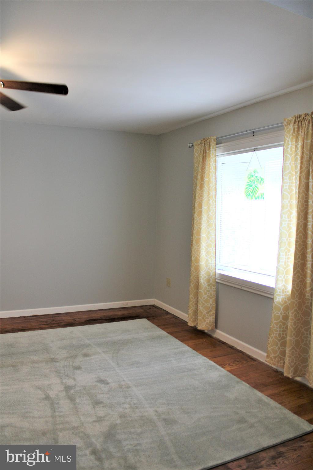14706 Winchester Road Southwest Cresaptown, MD 21502 - Photo 18 of 39 Living Room View 3