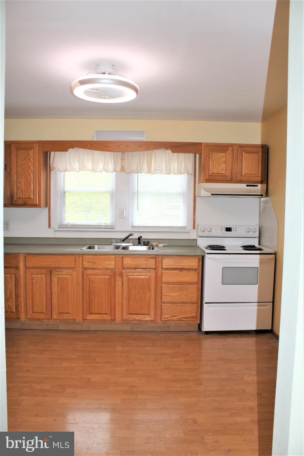 14706 Winchester Road Southwest Cresaptown, MD 21502 - Photo 22 of 39 Kitchen View 1