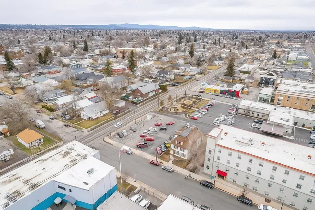 $450,000 | 3011 East Queen Avenue, Spokane, WA 99217