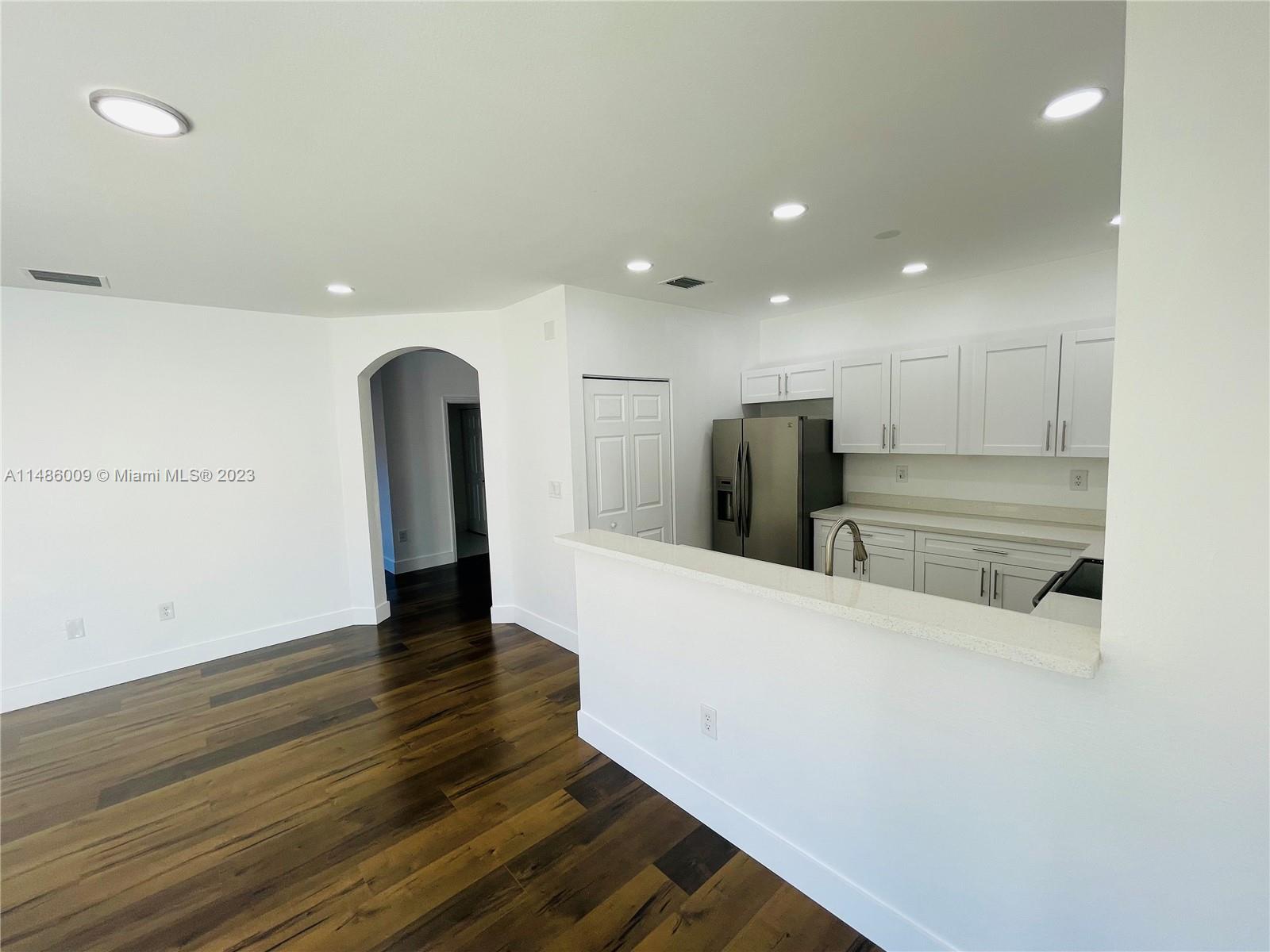 1570 Northeast 33rd Road, Unit 10911 Homestead, FL 33033 - Photo 17 of 58 Gallery Image 17
