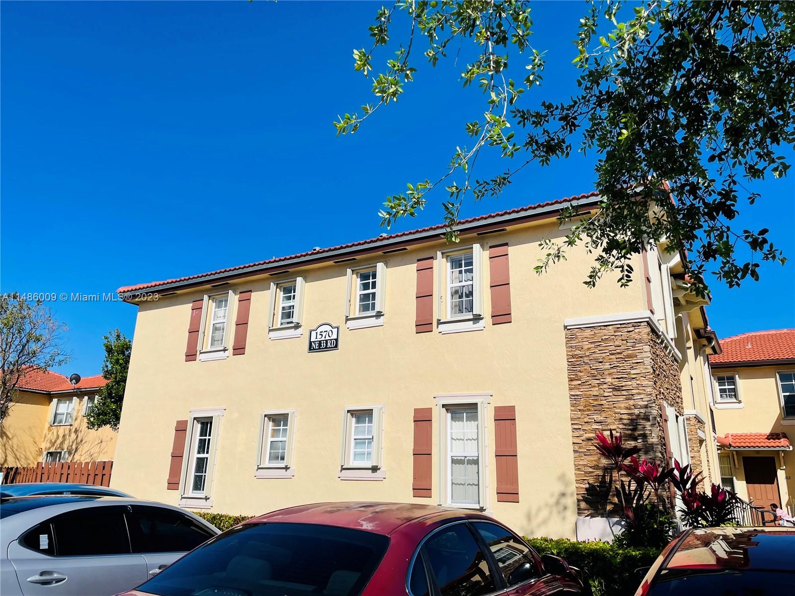 1570 Northeast 33rd Road, Unit 10911 Homestead, FL 33033 - Photo 2 of 58 Gallery Image 2