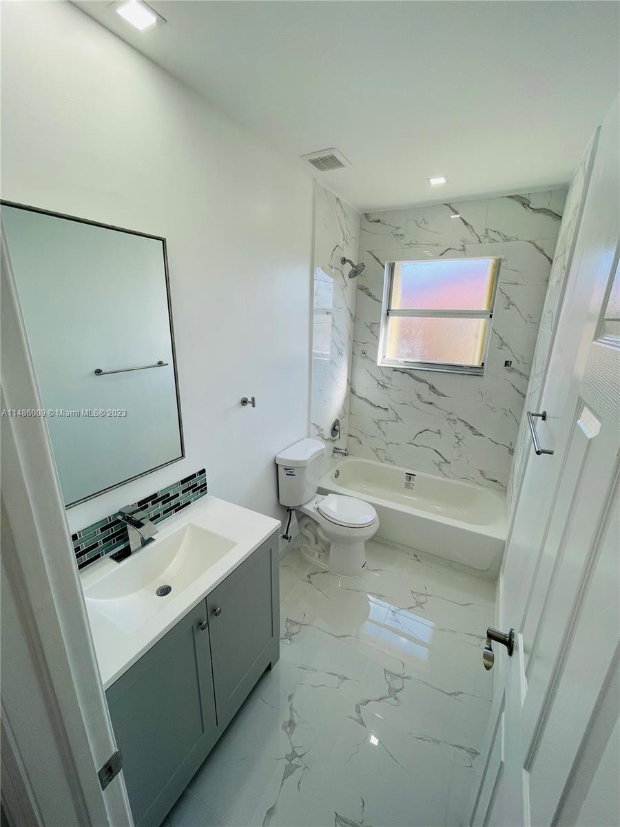 1570 Northeast 33rd Road, Unit 10911 Homestead, FL 33033 - Photo 34 of 58 Gallery Image 34
