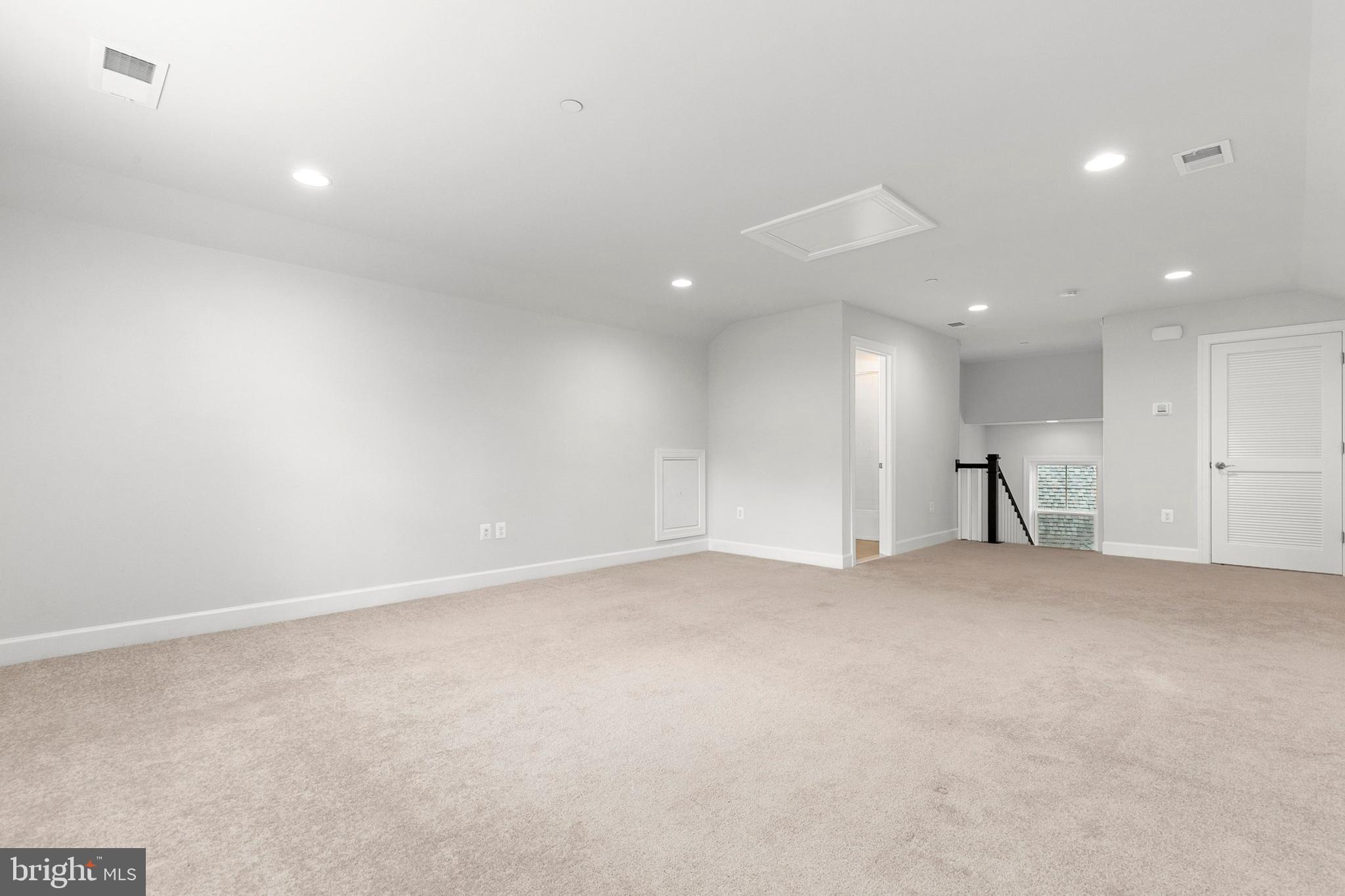 8308 Custer Road Bethesda, MD 20817 - Photo 39 of 86