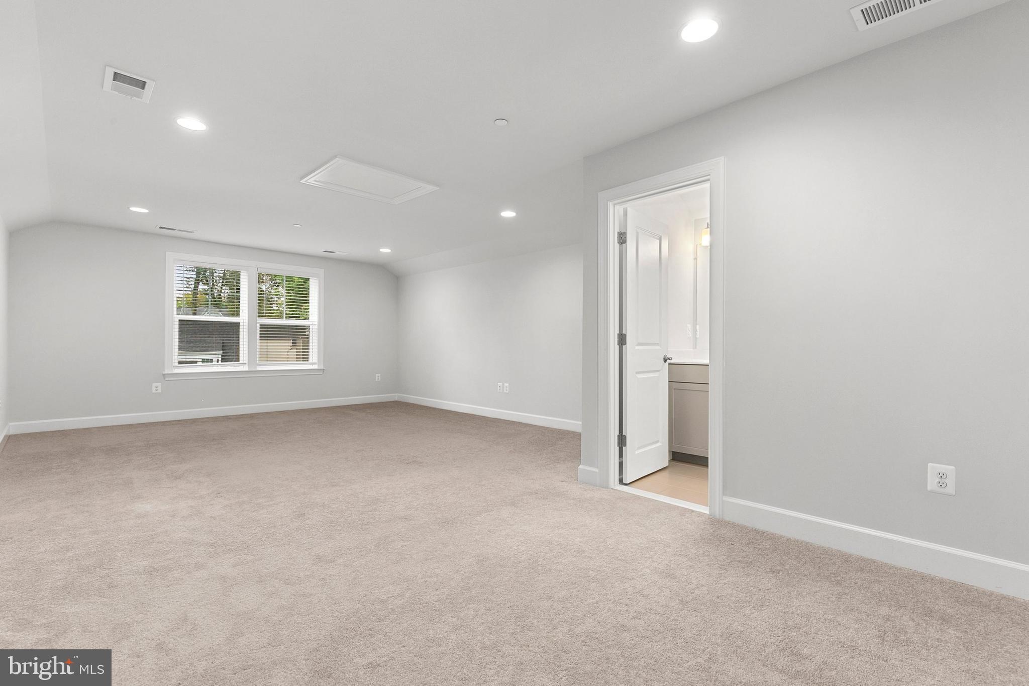 8308 Custer Road Bethesda, MD 20817 - Photo 40 of 86