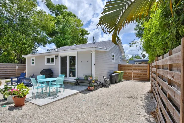 $625,000 | 1681 8th Street, Sarasota, FL 34236