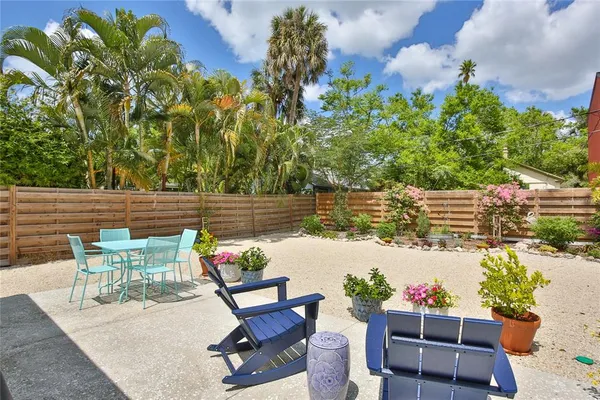 $625,000 | 1681 8th Street, Sarasota, FL 34236