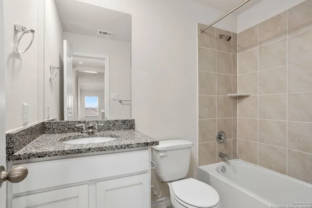 $3,000 | 5035 Punch Shot, San Antonio, TX 78261