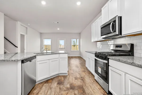 $2,900 | 5035 Punch Shot, San Antonio, TX 78261